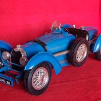 Bugatti Type 59 (1934) BURAGO Scala 1/18 