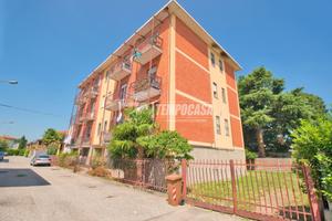 BILOCALE CON CANTINA E BOX !!!