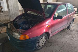 fiat punto prima serie solo  ricambi 
