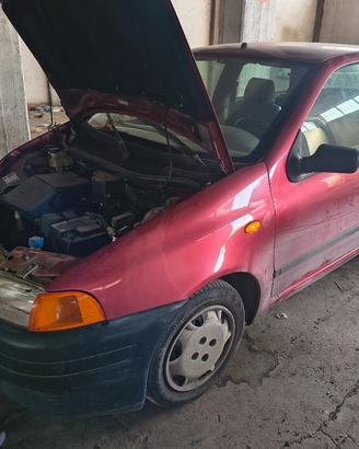 fiat punto prima serie solo  ricambi 