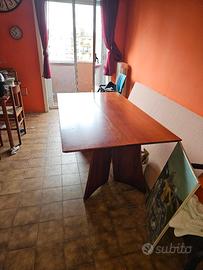 tavolo a penisola allungabile 