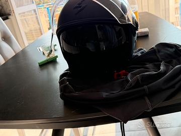 2 caschi jet scorpio exo