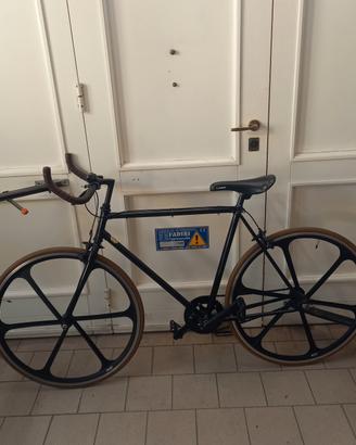 Bicicletta Urban bike  con cerchi in lega
