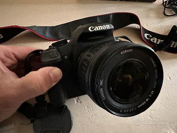 Macchina fotografica Canon eos 500d zaino lowepro