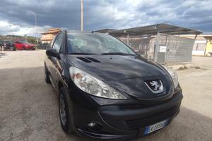 Pegeout 206 1.1 benzina anno 2011