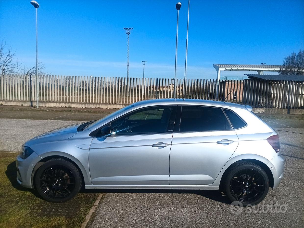 VOLKSWAGEN Polo 6ª serie