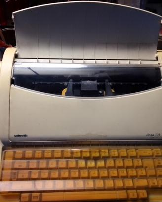 Macchina per scrivere olivetti 101