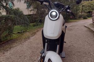Scooter Niu UQi GT