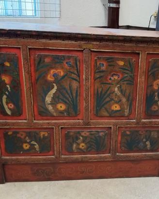 Credenza