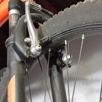 bicicletta mountain bike
