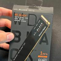 Disco rigido SSD WD Black da 1 TB M.2 2280