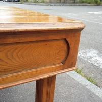 Tavolo liberty in legno di castagno fine 800