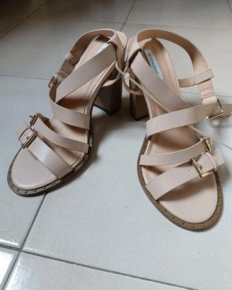 Sandali nuovi con tacco marca Motivi - beige