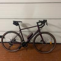 Bicicletta Gravel Triban Subcompact 520