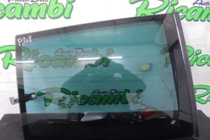 VETRO POSTERIORE DESTRO TERRANO II R20 2001