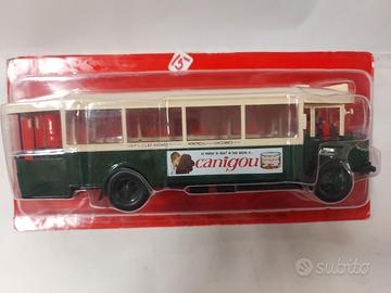 Modellino autobus parigino Renault TN6 C2 del 1934