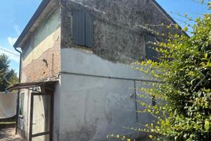 Casa di campagna indipendente 130 mq