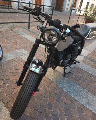 Brixton Cromwell 125 –  NUOVO (Solo 1.900 k)