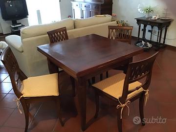 Tavolo e sedie