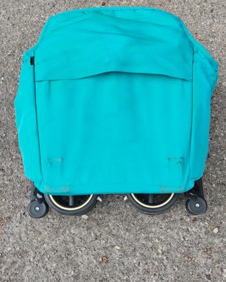 passeggino piccolo per aereo