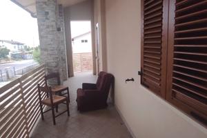 Appartamento in collina vista mare