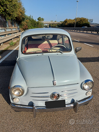 Auto d'epoca Fiat 600 D del 1963