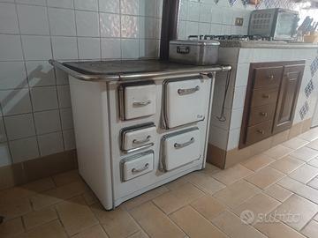 cucina economica  Becchi 