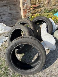 Gomme Invernali Hankook 225/50 R17 98H – 4 pezzi s