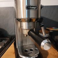 macchina caffè DeLonghi Dedica style