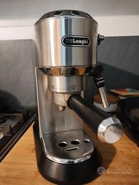 macchina caffè DeLonghi Dedica style