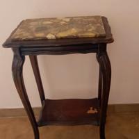 Tavolino in legno 