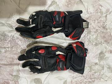 Guanti moto ixon