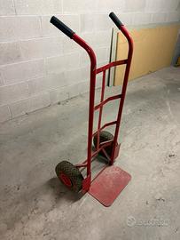 Carrello portapacchi robusto con ruote pneumatiche