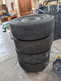 Pneumatici 205/60R16 92H