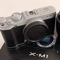 Fujifilm X-M1 fotocamera aps-c solo corpo