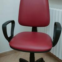 Poltrona sedia da ufficio. Altezza regolabile