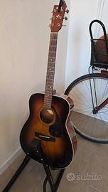 Chitarra acustica yamaha