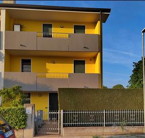 Conselve - Privato vende testa quadrifamiliare