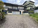 capannone-con-ampio-cortile