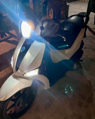 Liberty 125 ABS 2024