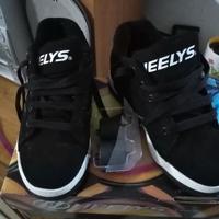 scarpe con rotelle