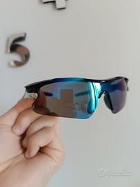Occhiali sportivi polarizzati con lenti specchiate