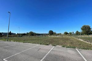 Immobile in asta di 864 m² a Curtatone