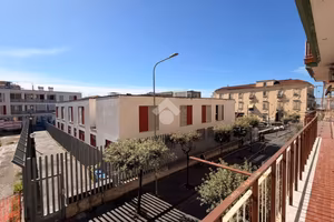 4 LOCALI A ERCOLANO