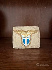 Stemma S.S.Lazio in pietra