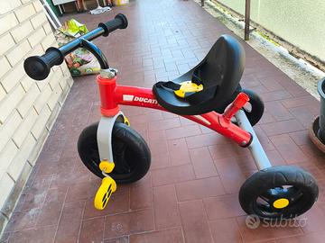 triciclo bambini 
