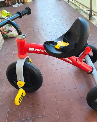 triciclo bambini 