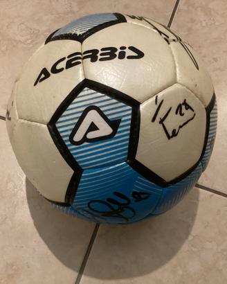 Pallone autografato giocatori U.S. Cremonese