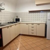 Cucina ad angolo come nuova