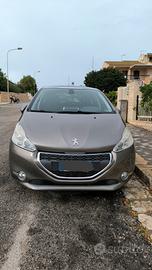 Peugeot 208 1.2 VTI 82cv 